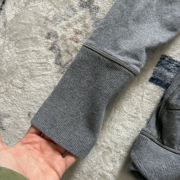 Lululemon Womens Jacket Size 10 Gray Turtleneck Zip Pockets Heavy Athletic Yoga - Picture 2 of 11